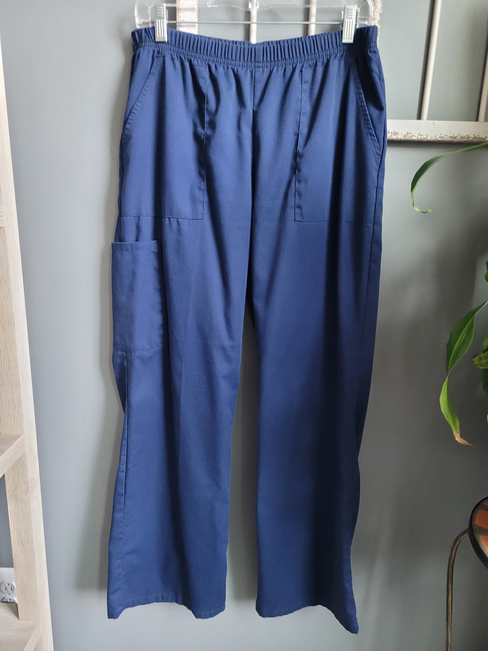 Scrubstar Women's Navy Blue Cargo Scrub Pants with Elastic Waist, Size Medium